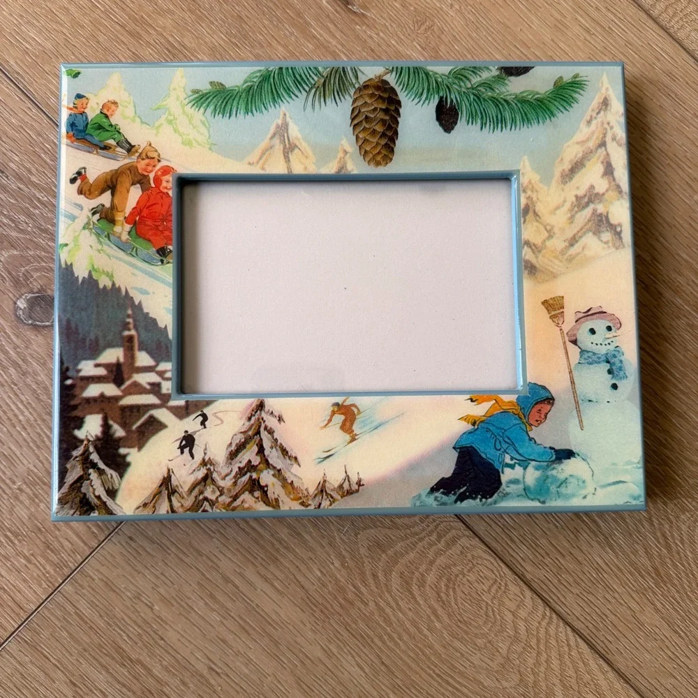Dolce Mia Handmade Winter Vintage Photo Frame Sledding Snowman Holidays skiing